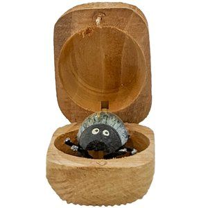 Handcrafted Wooden Insect Prank Box Handicraft (2inch)